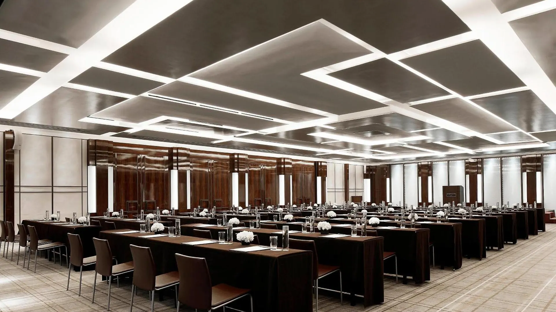 *****  Westin Josun Seoul Hotel Южная Корея