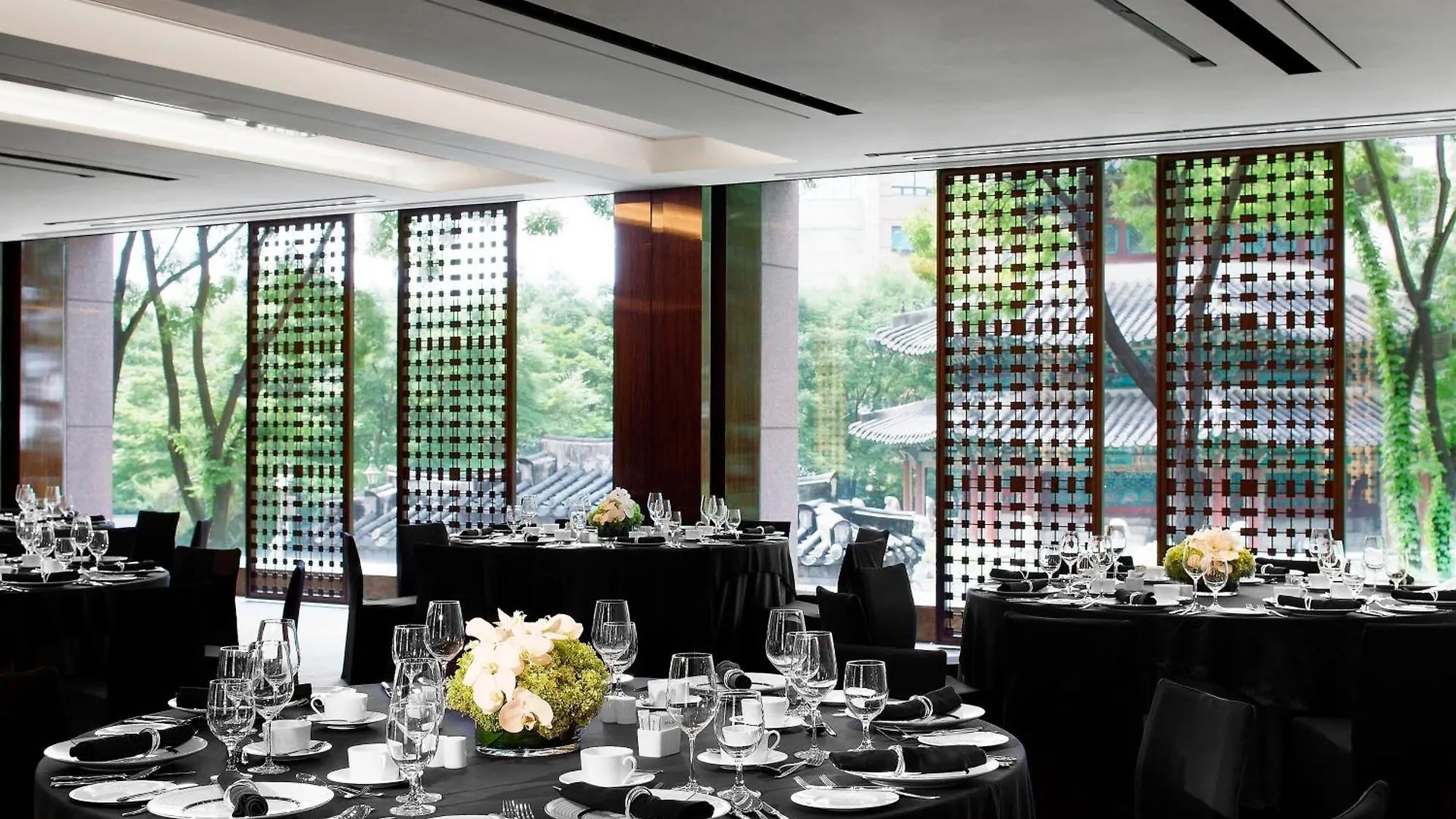 Westin Josun Seoul Hotel 5*,  Южная Корея